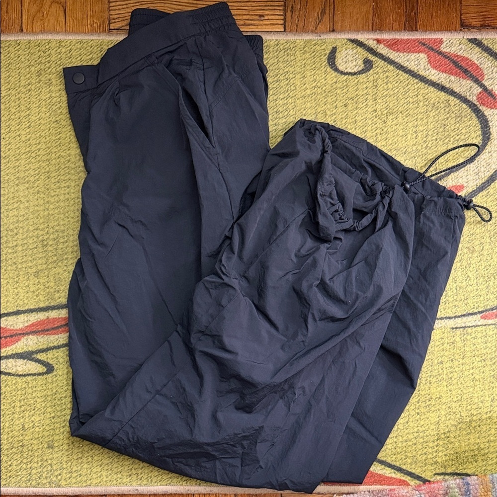 Gilly Hicks women’s  Dark Gray Joggers size M